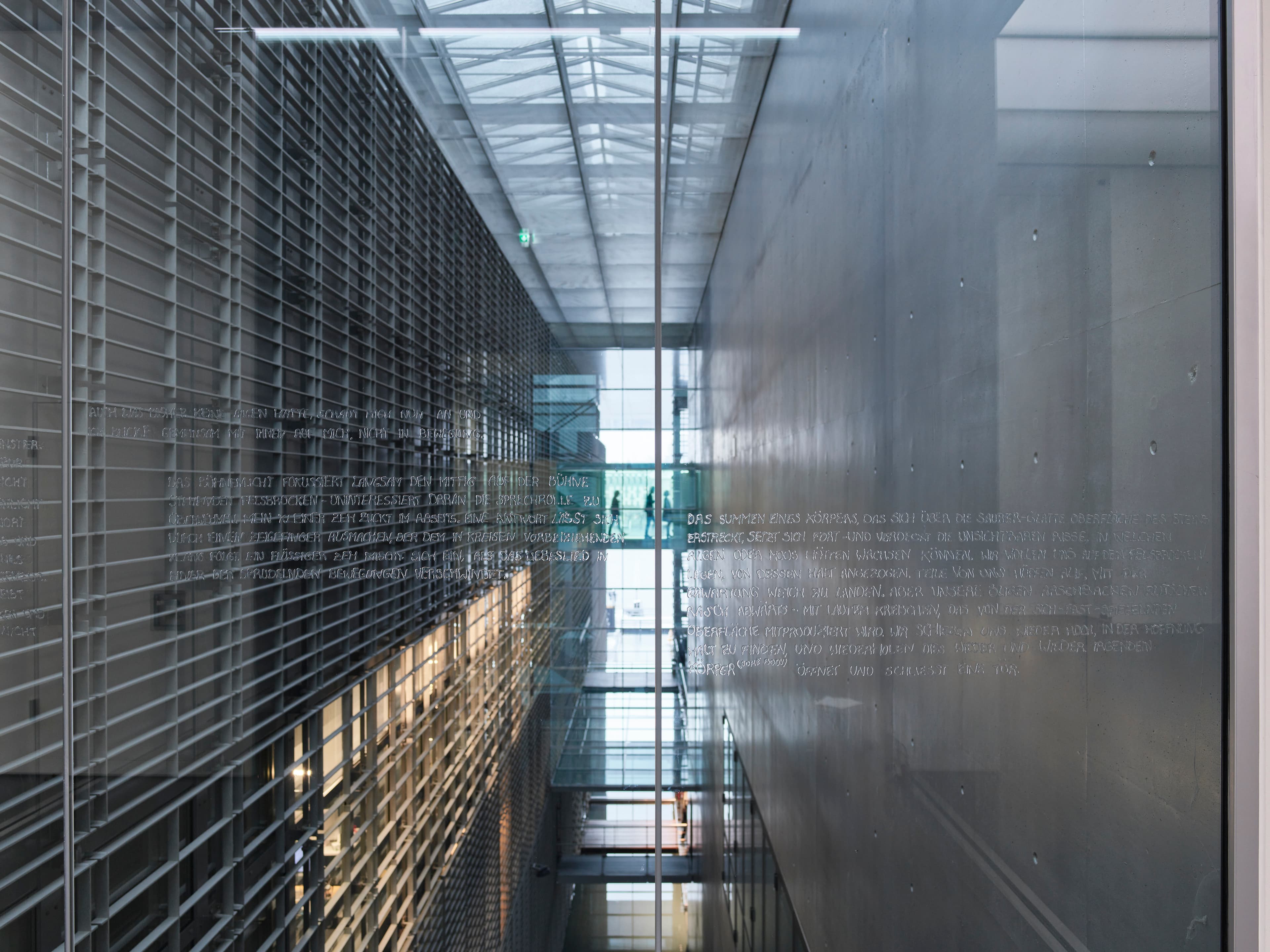 Ausstellungsansicht fotografiert von Marc Latzel